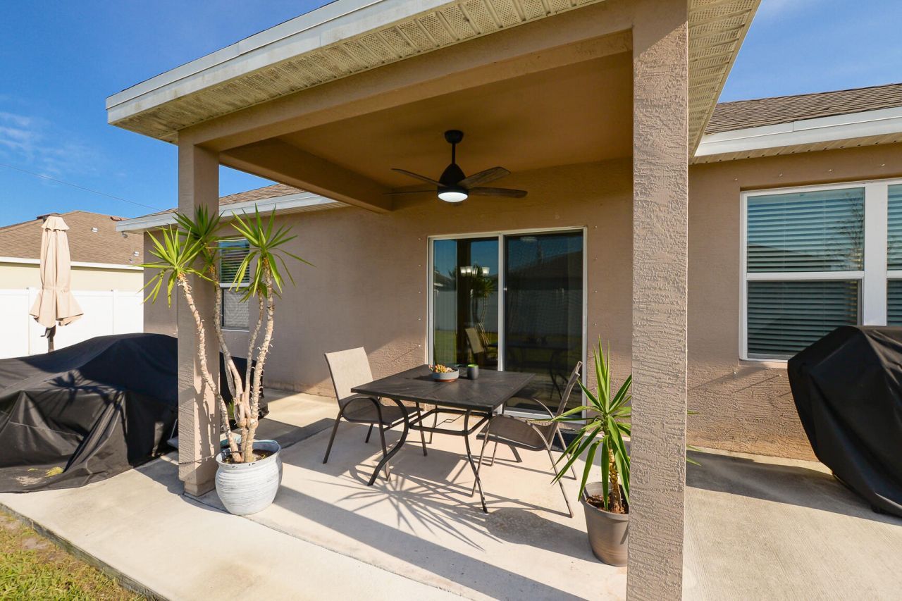 567 SW Paar Drive, Port Saint Lucie, FL 34953 Photo