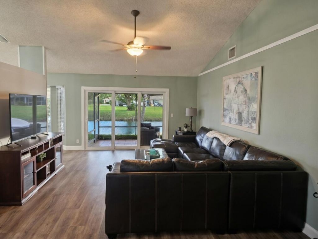 1264 Waterway Cove Drive, Wellington, FL 33414 Photo