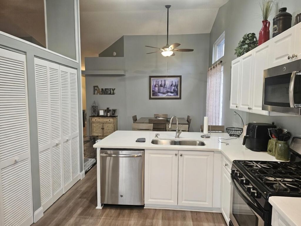 1264 Waterway Cove Drive, Wellington, FL 33414 Photo