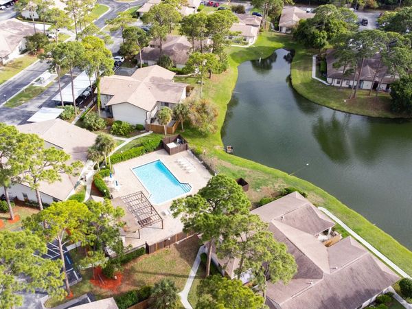 2811 Stoneway Lane, Unit B, Fort Pierce, FL 34982