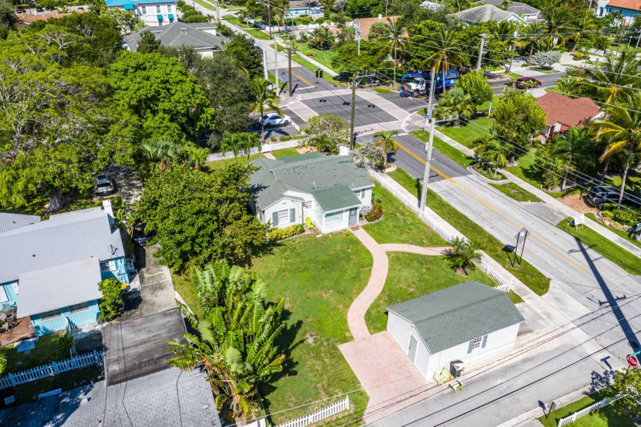145 N Swinton Avenue, Delray Beach, FL 33444 Photo