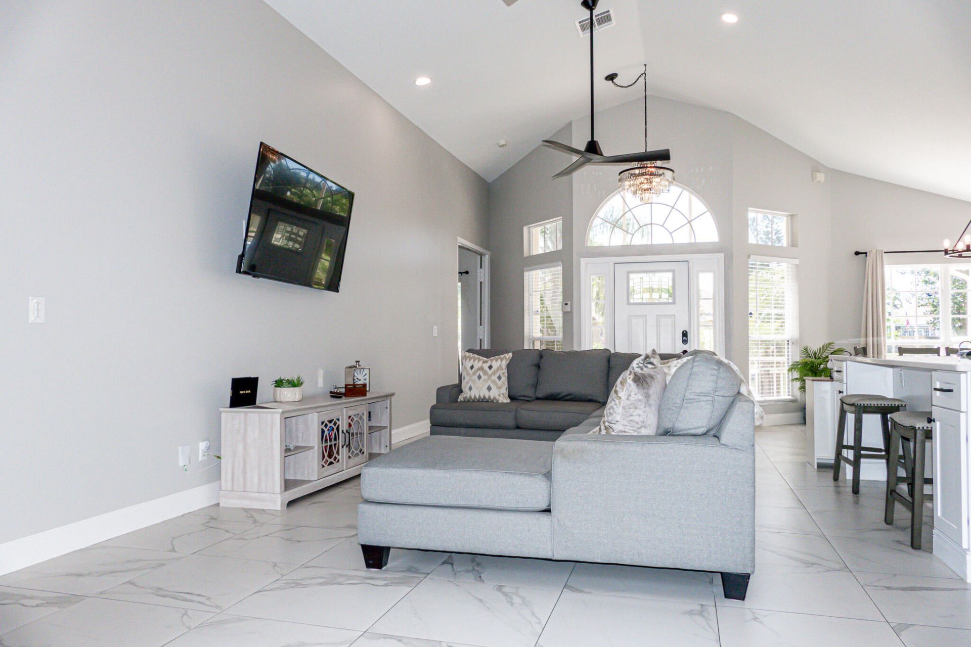 3502 SE Hyde Circle, Port Saint Lucie, FL 34984 Photo