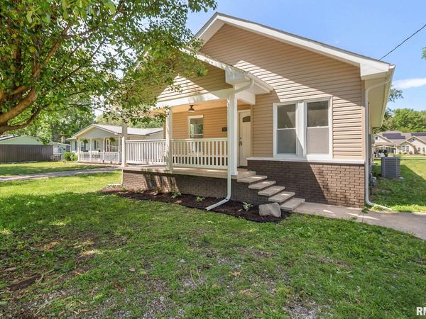 503 W REED Street, Benton, IL 62812