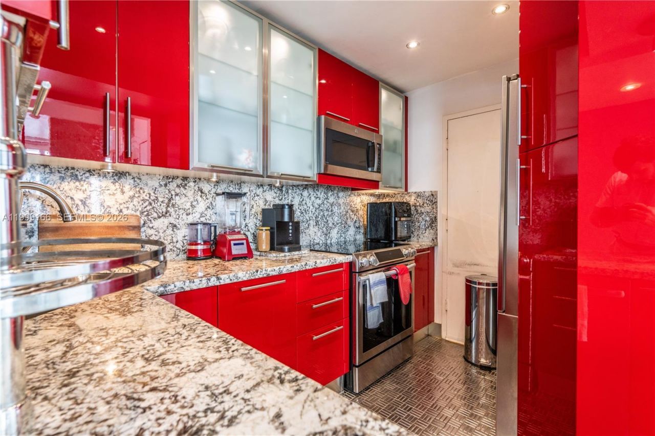 800 West Ave, Unit 946, Miami Beach, FL 33139 Photo