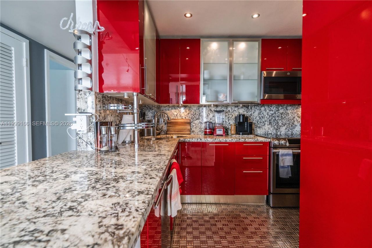 800 West Ave, Unit 946, Miami Beach, FL 33139 Photo