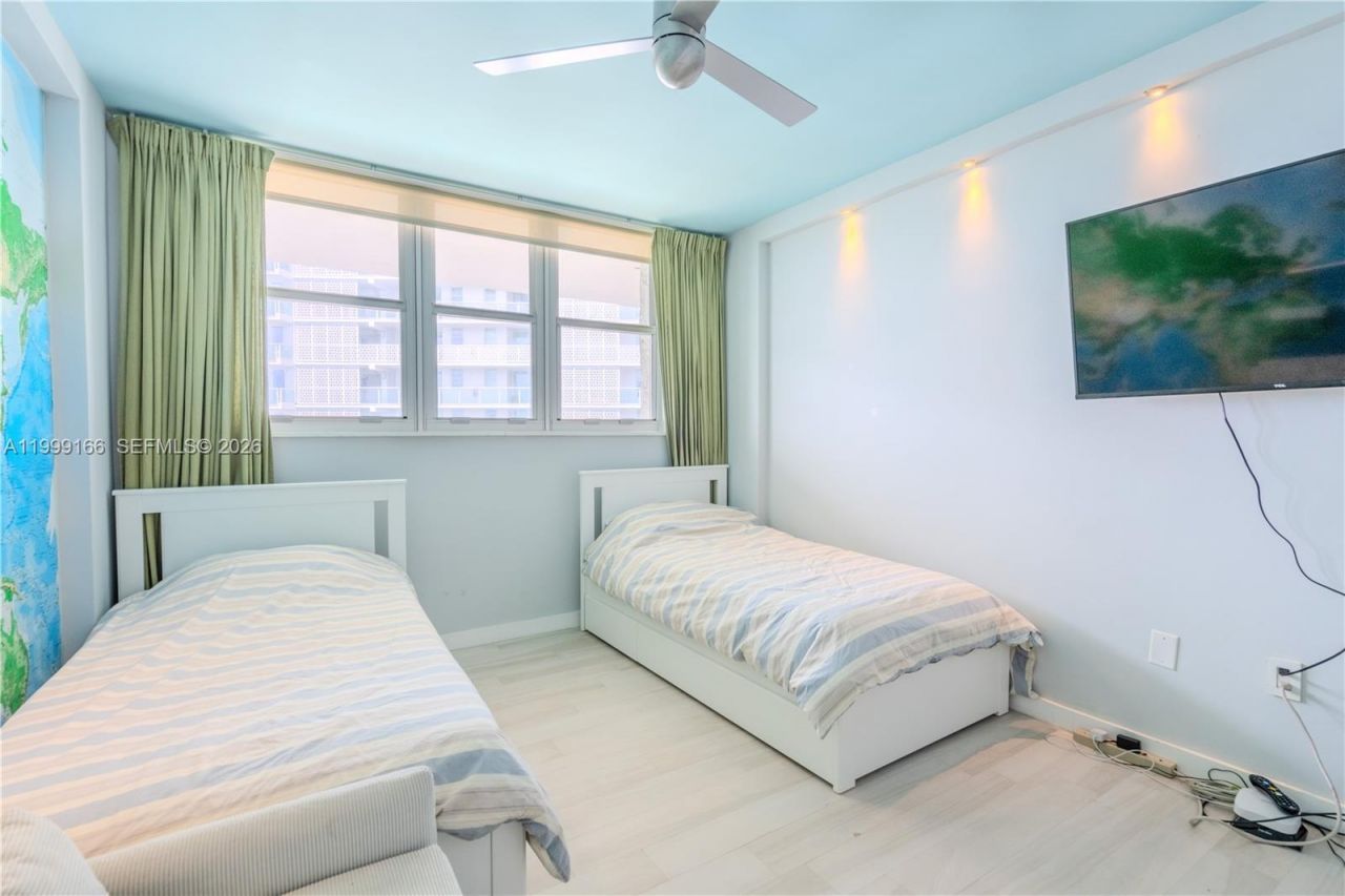 800 West Ave, Unit 946, Miami Beach, FL 33139 Photo