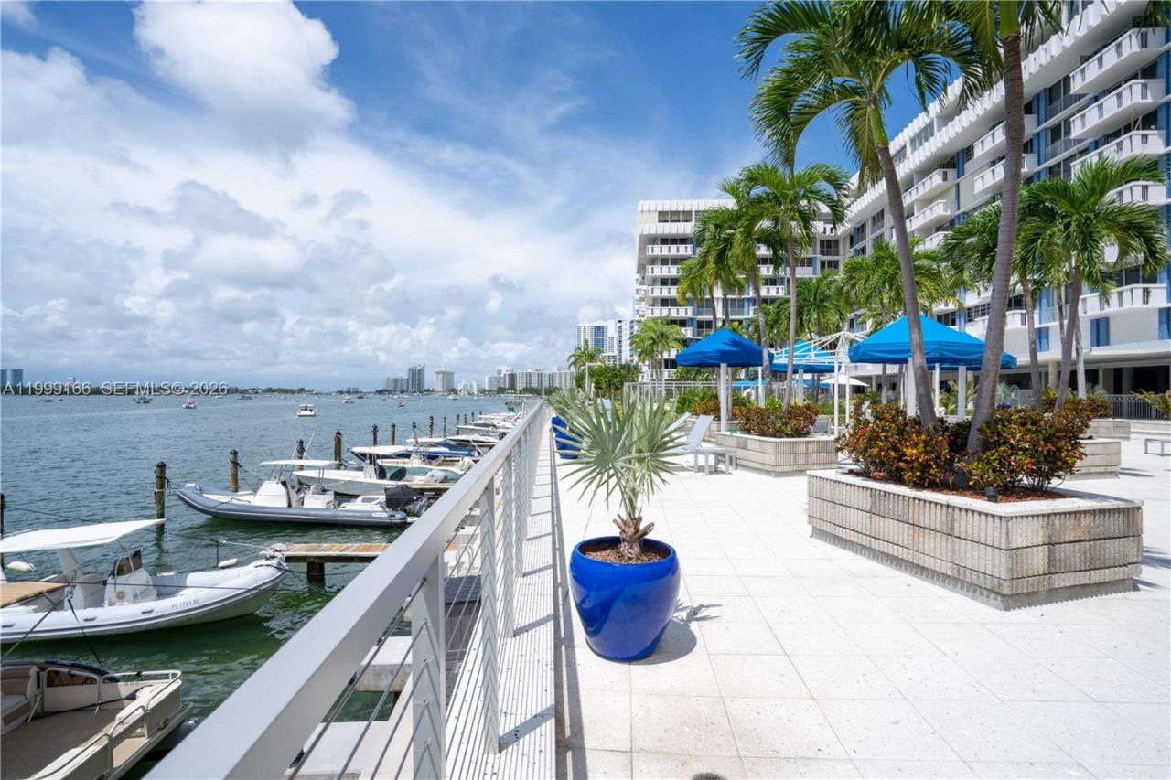 800 West Ave, Unit 946, Miami Beach, FL 33139 Photo