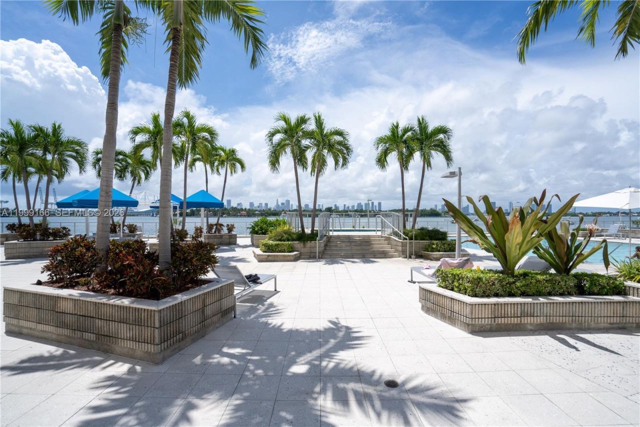 800 West Ave, Unit 946, Miami Beach, FL 33139 Photo