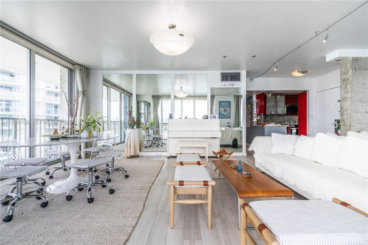 800 West Ave, Unit 946, Miami Beach, FL 33139 Photo