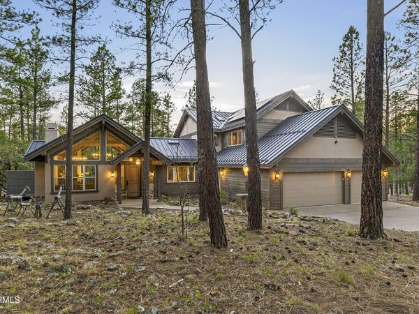 105 E Mount Elden Lookout Road, Flagstaff, AZ 86001