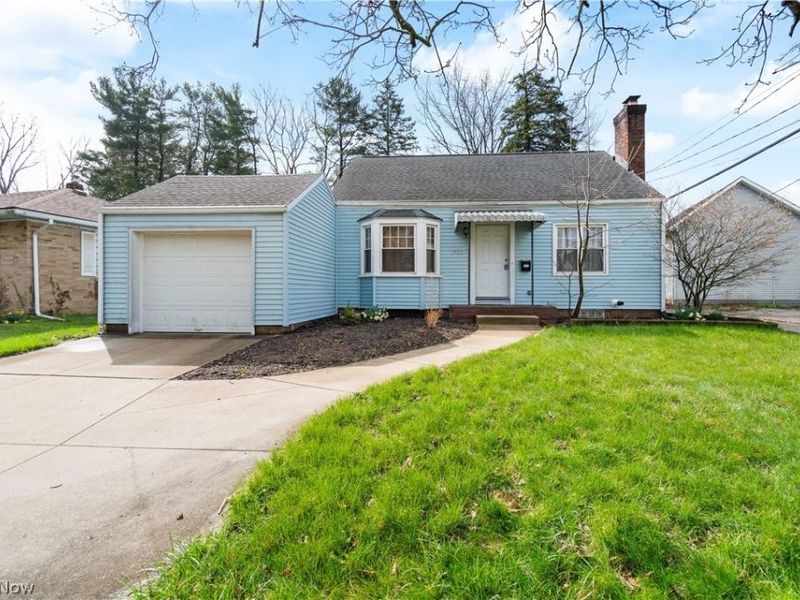 1722 39th Street NW, Canton, OH 44709 Photo 1