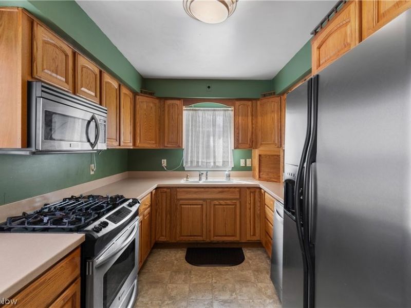 1722 39th Street NW, Canton, OH 44709 Photo 13