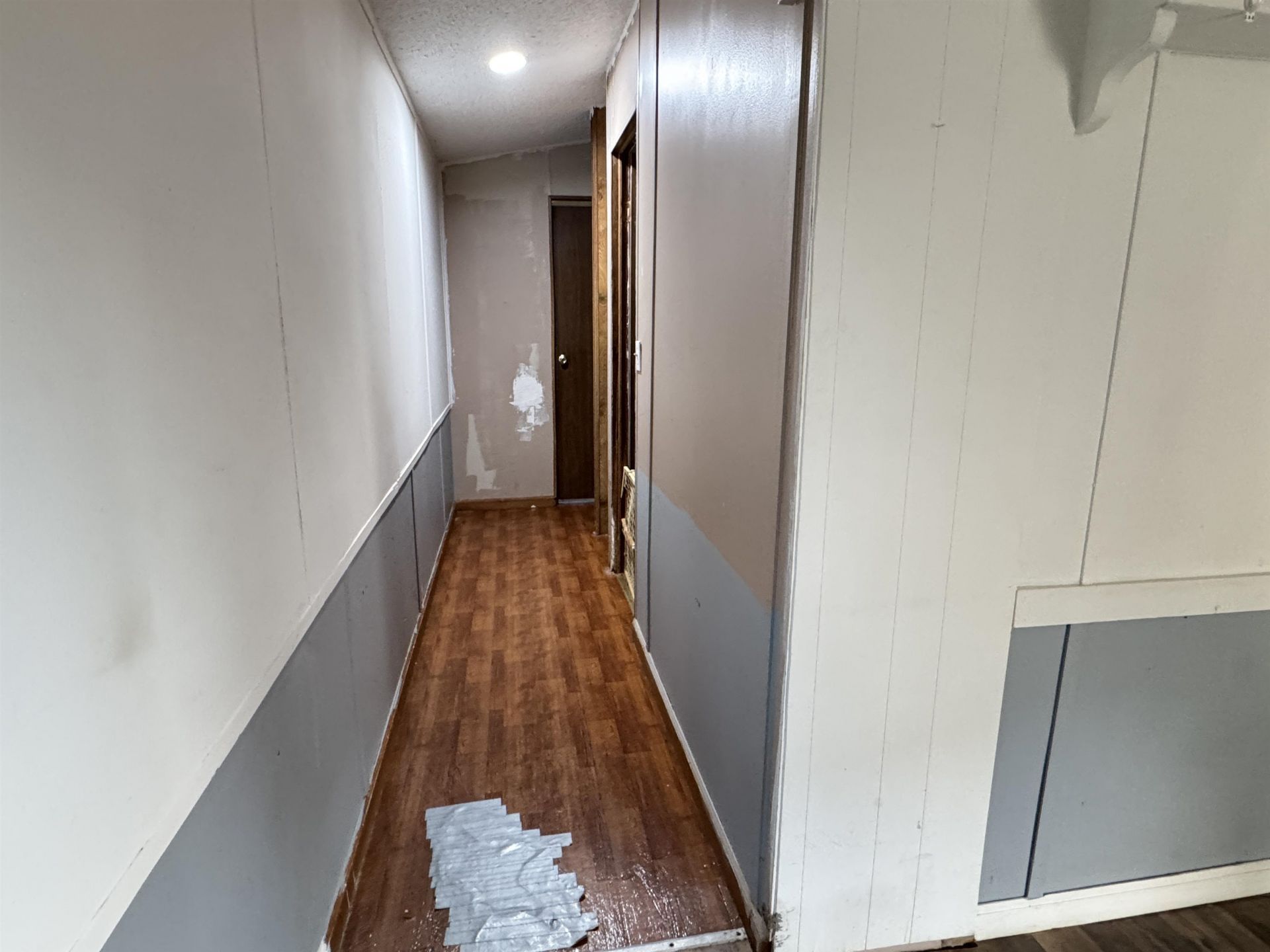 1212 Kingcrest Dr. Photo 10