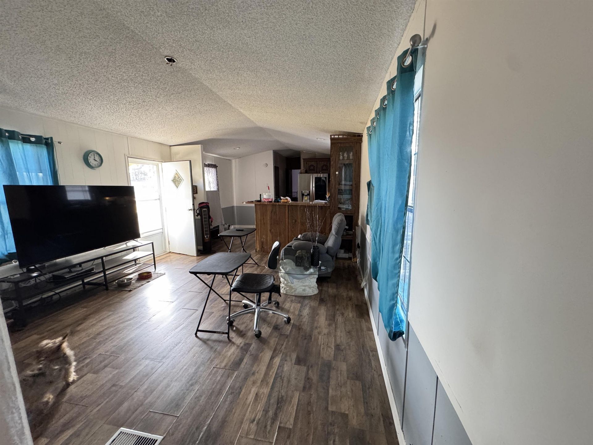 1212 Kingcrest Dr. Photo 6