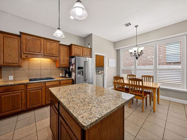 8715 Rancho De Taos, Helotes, TX 78023