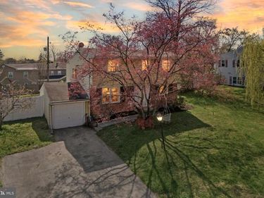 1590 DAWS ROAD, BLUE BELL, PA 19422