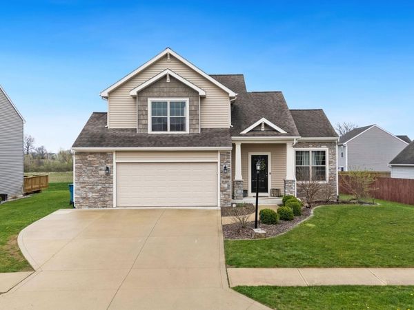 15119 Whitaker Drive, Fort Wayne, IN 46818