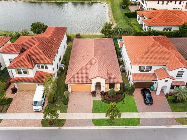 12260 N Baypoint Circle, Parkland, FL 33076