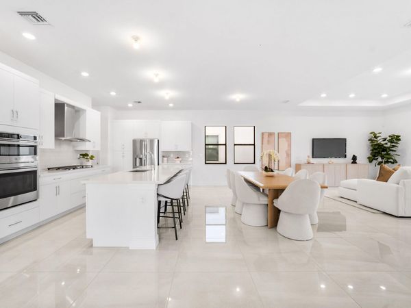 12260 N Baypoint Circle, Parkland, FL 33076