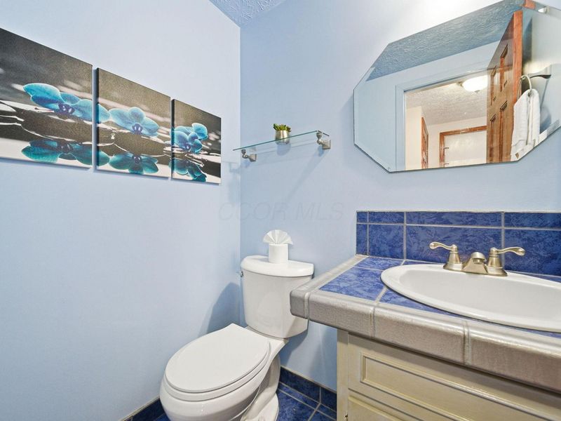 1992 Edmunds Court, Powell, OH 43065 Photo 10