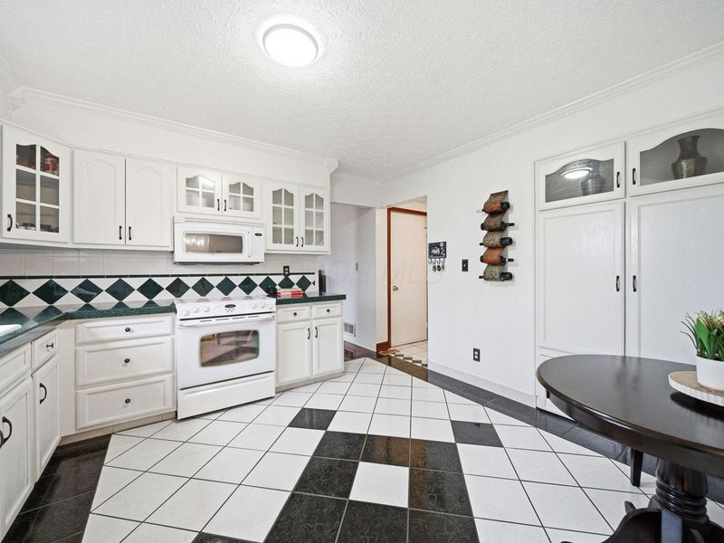 1992 Edmunds Court, Powell, OH 43065 Photo 16