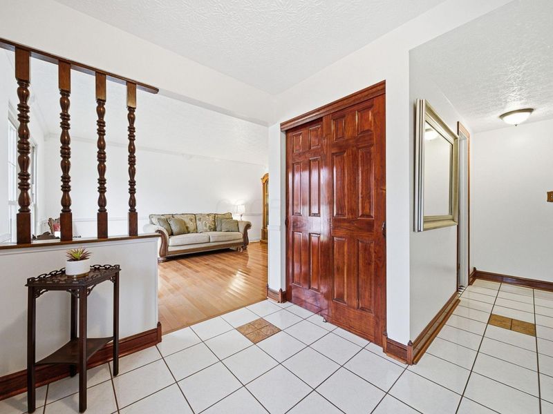 1992 Edmunds Court, Powell, OH 43065 Photo 8