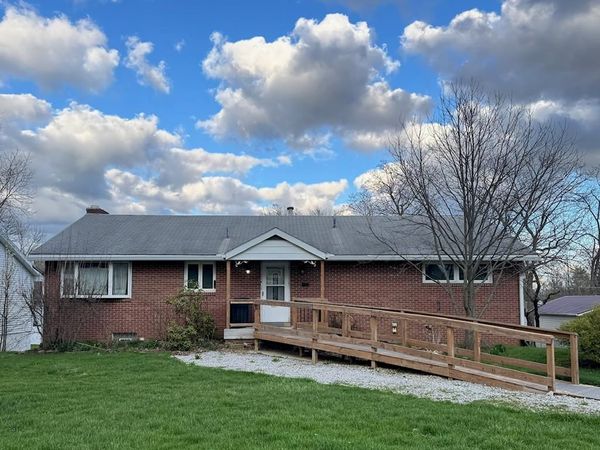 1091 Larchwood Road, Mansfield, OH 44907