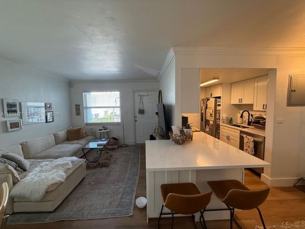 801 Meridian Ave, Unit 2D, Miami Beach, FL 33139