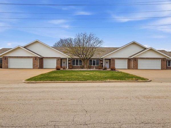 311,313,315,317 S Clinton Street, Cuba City, WI 53807