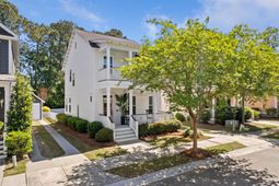 461 Bramson Court photo 4