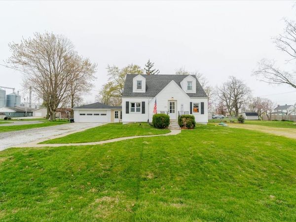 105 Detweiller Street, Congerville, IL 61729