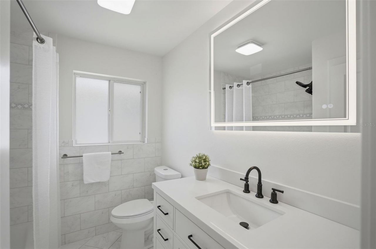 7172 S Shore Drive S, Saint Petersburg, FL 33707 Photo