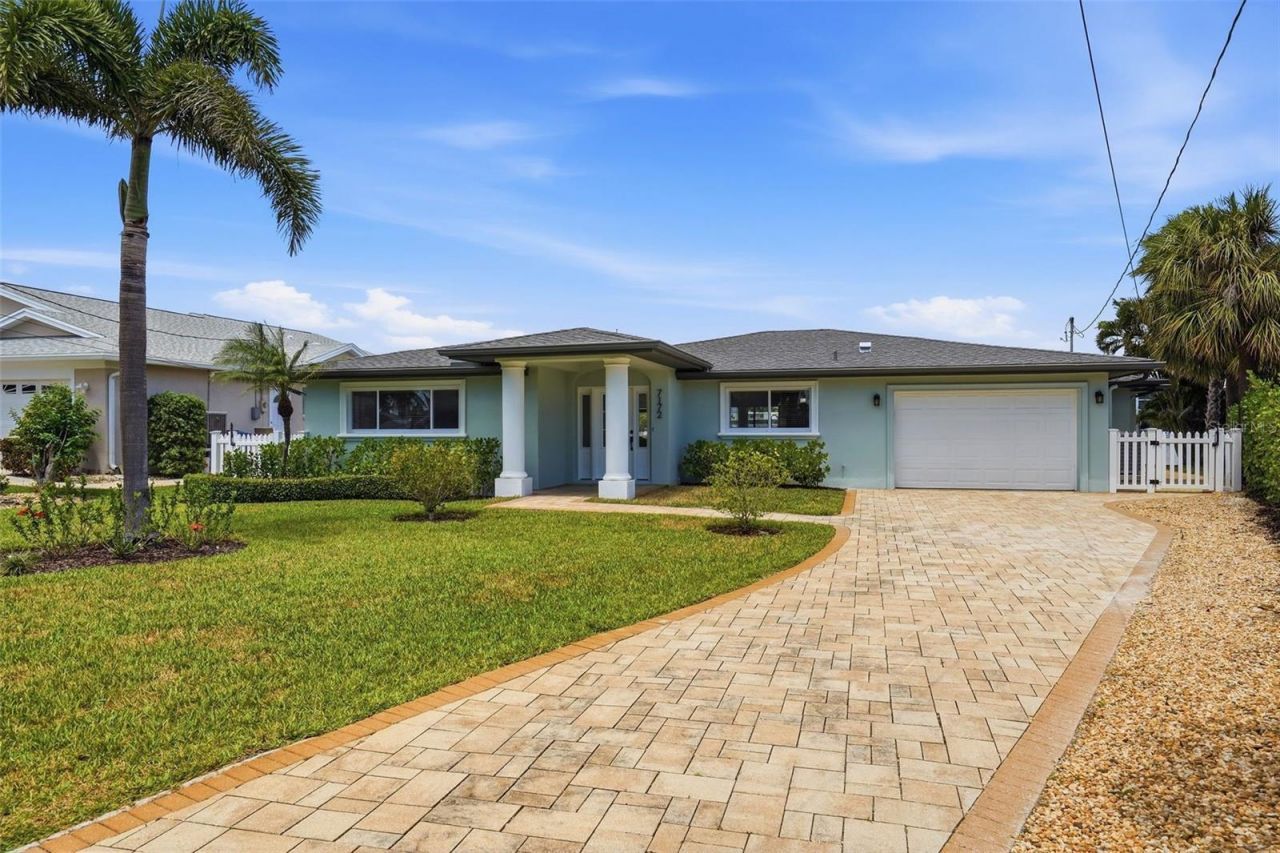 7172 S Shore Drive S, Saint Petersburg, FL 33707 Photo