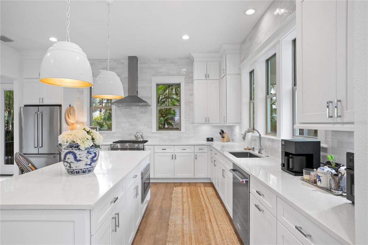 1109 18th Avenue N, Saint Petersburg, FL 33704 Photo