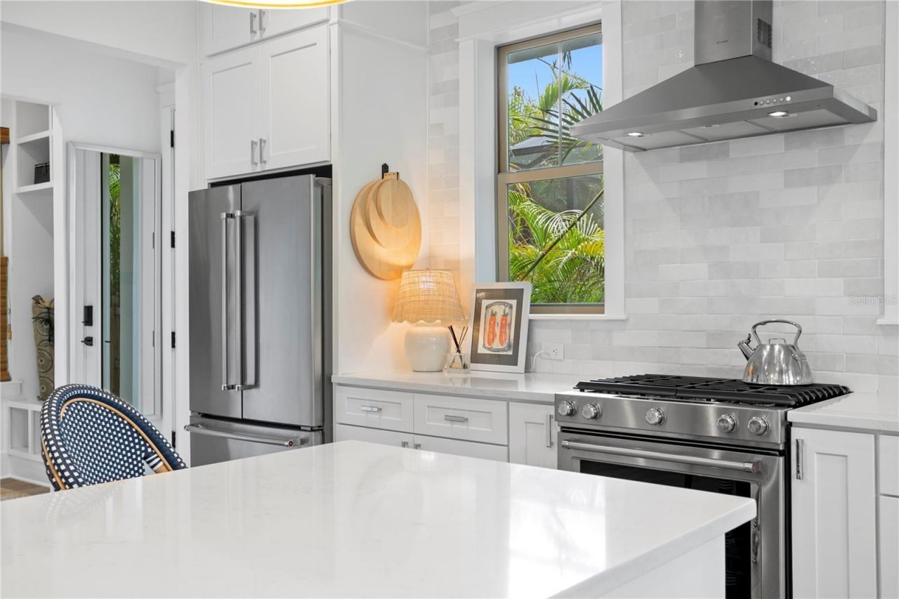 1109 18th Avenue N, Saint Petersburg, FL 33704 Photo