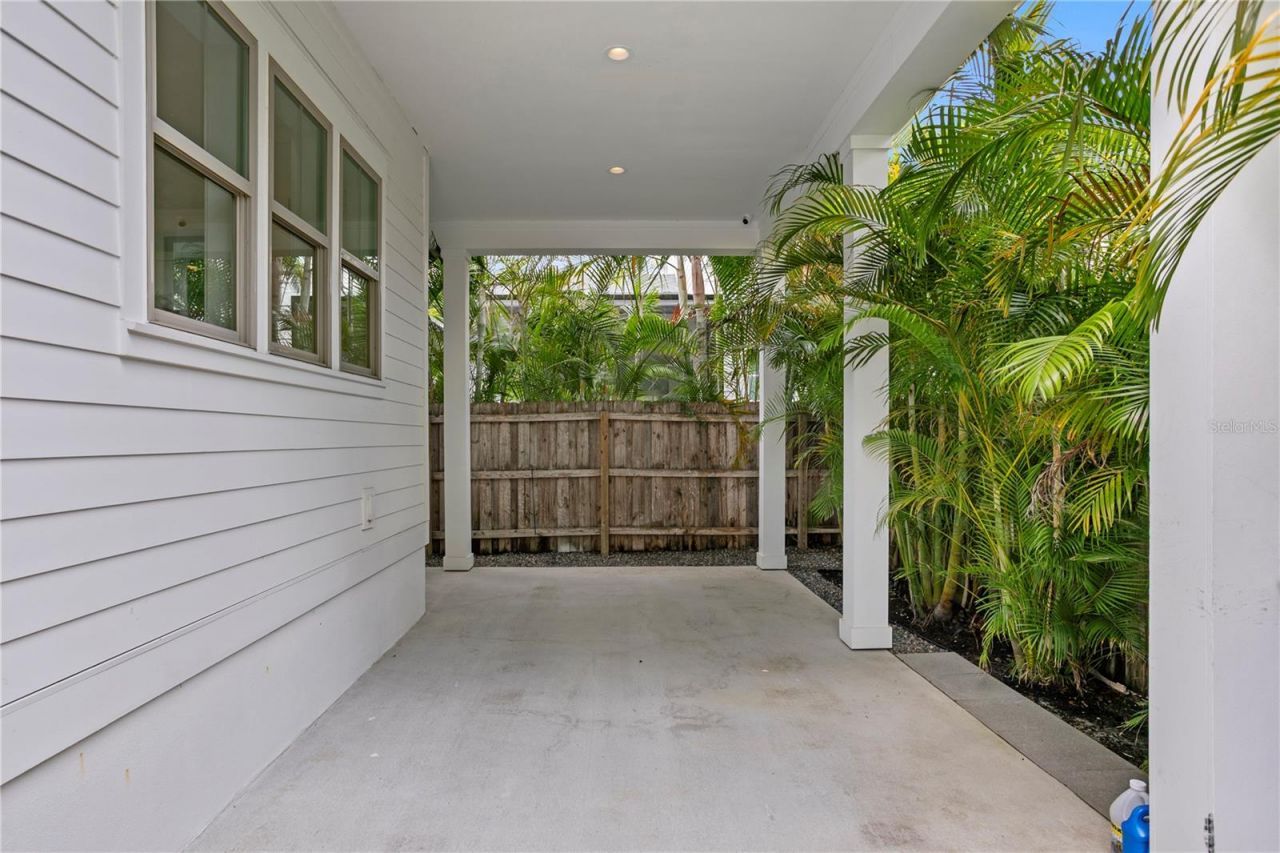 1109 18th Avenue N, Saint Petersburg, FL 33704 Photo