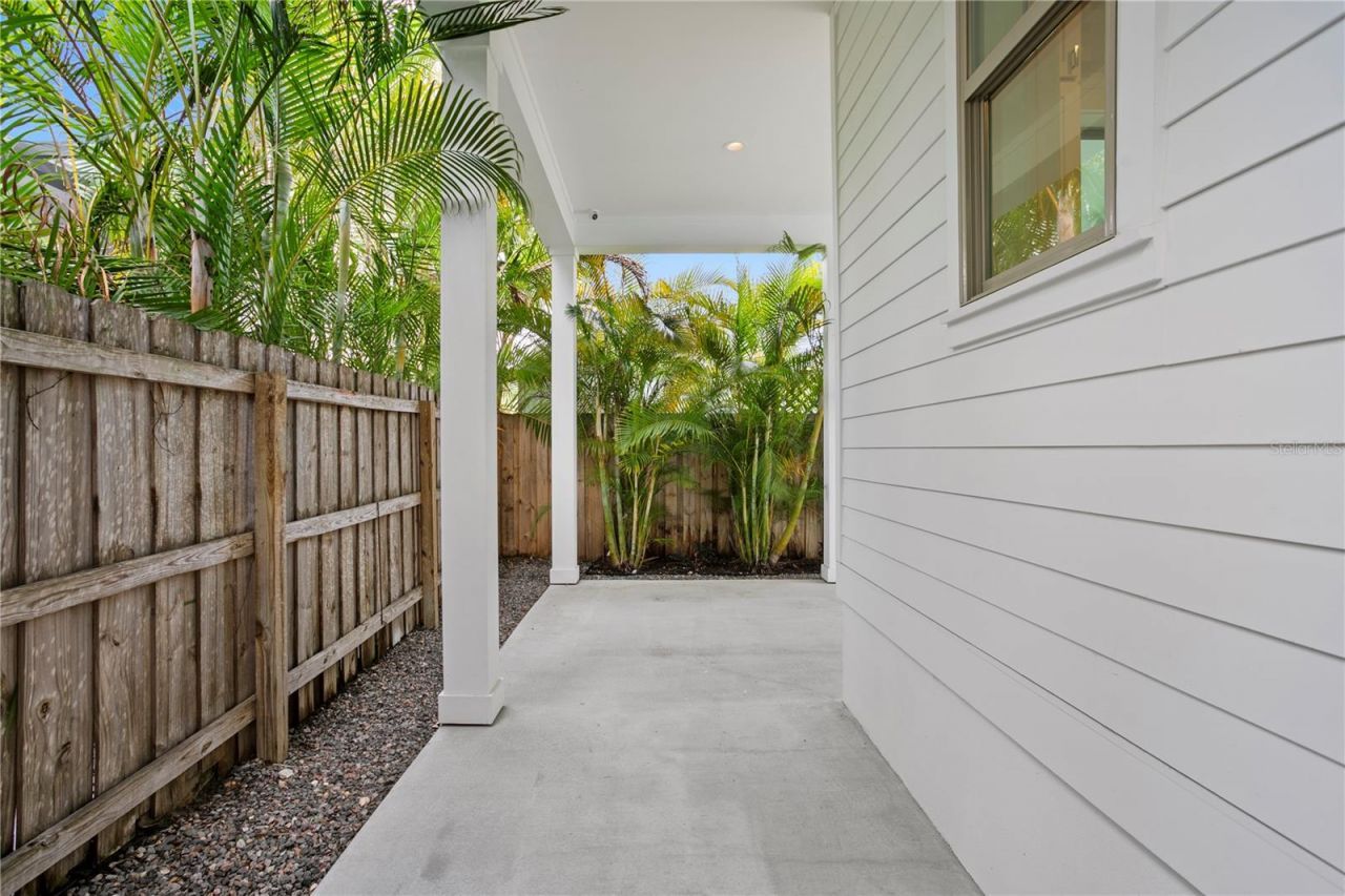 1109 18th Avenue N, Saint Petersburg, FL 33704 Photo