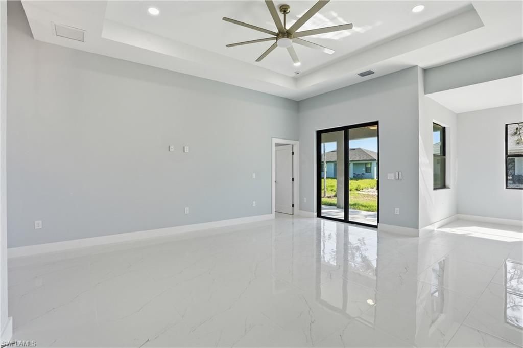 431 Palmyra Ave, Lehigh Acres, FL 33974 Photo