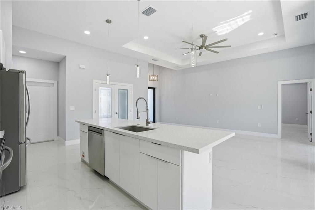 431 Palmyra Ave, Lehigh Acres, FL 33974 Photo