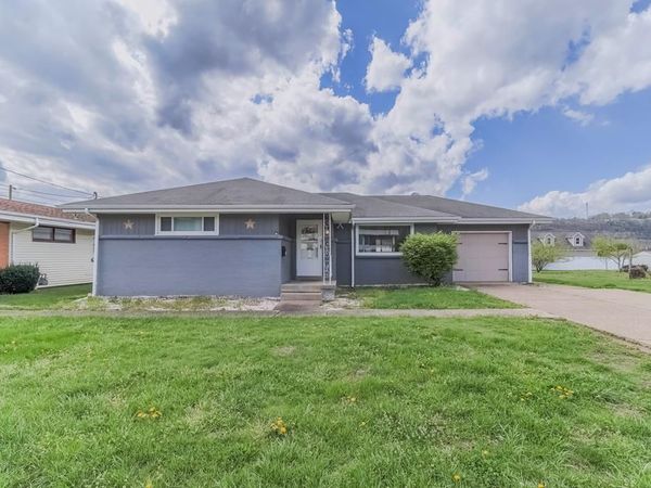 1205 Wheeling Avenue, Glen Dale, WV 26038