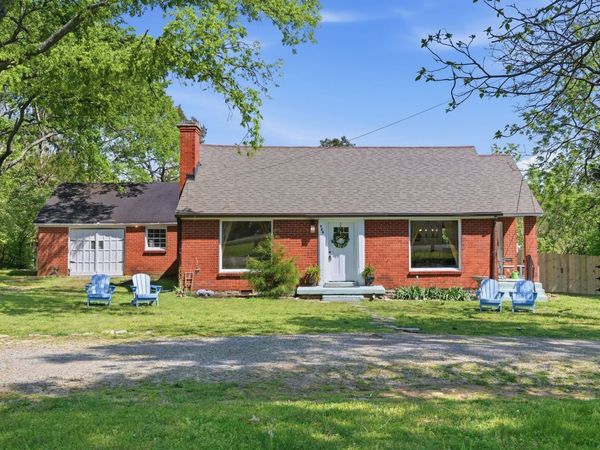 926 Idlewild Dr , Madison, TN 37115