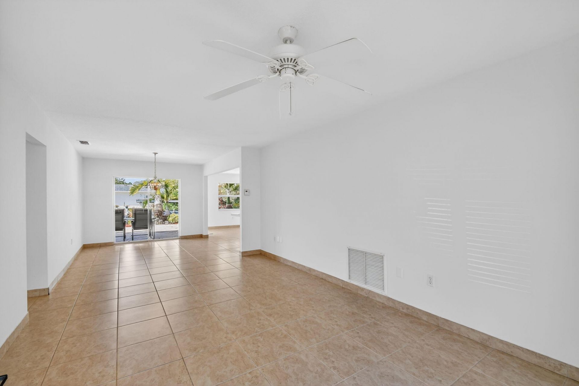 1037 SW 27th Avenue, Boynton Beach, FL 33426 Photo