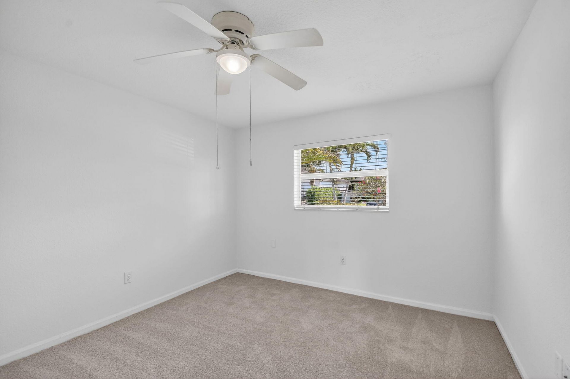 1037 SW 27th Avenue, Boynton Beach, FL 33426 Photo