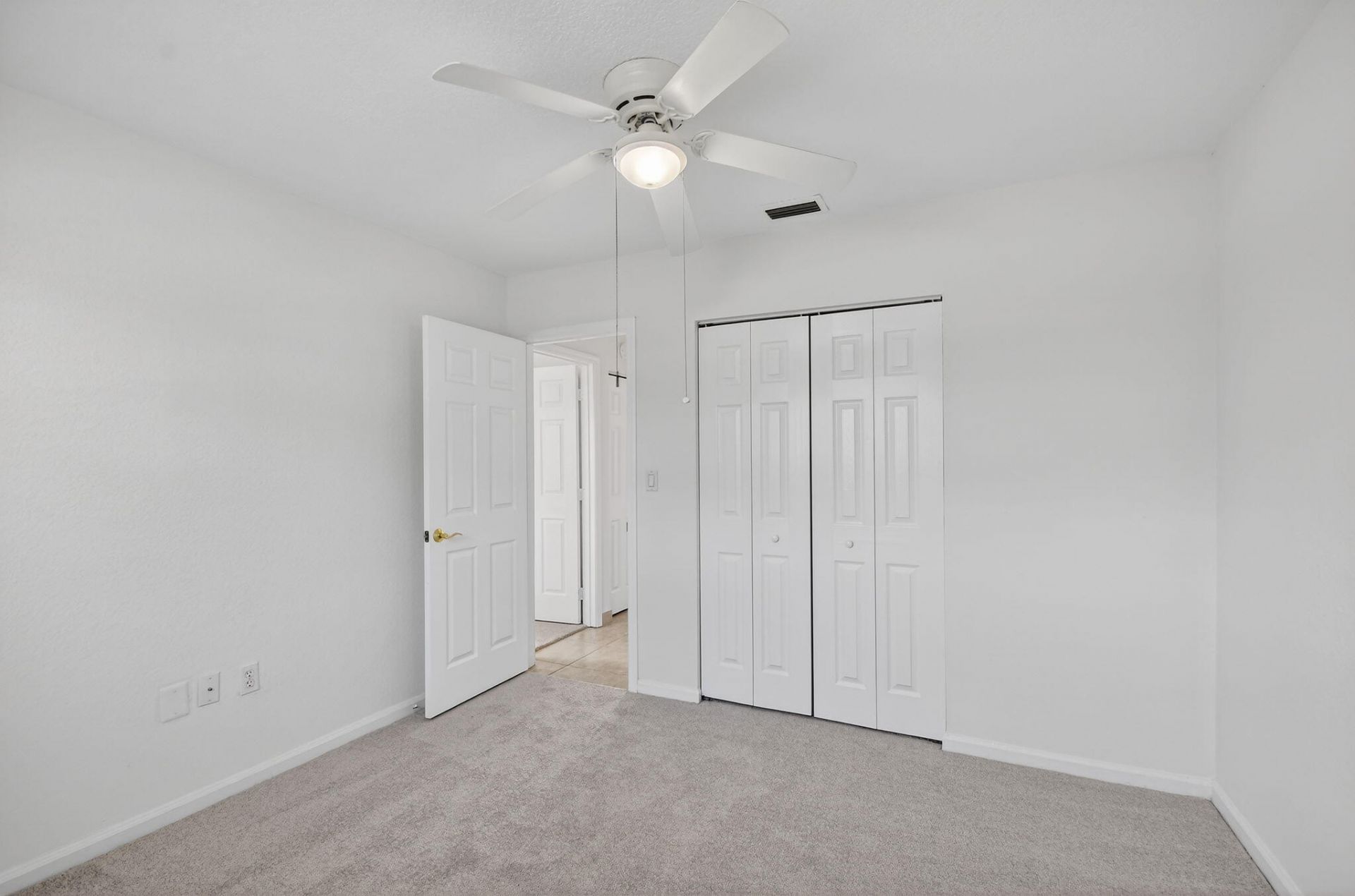 1037 SW 27th Avenue, Boynton Beach, FL 33426 Photo