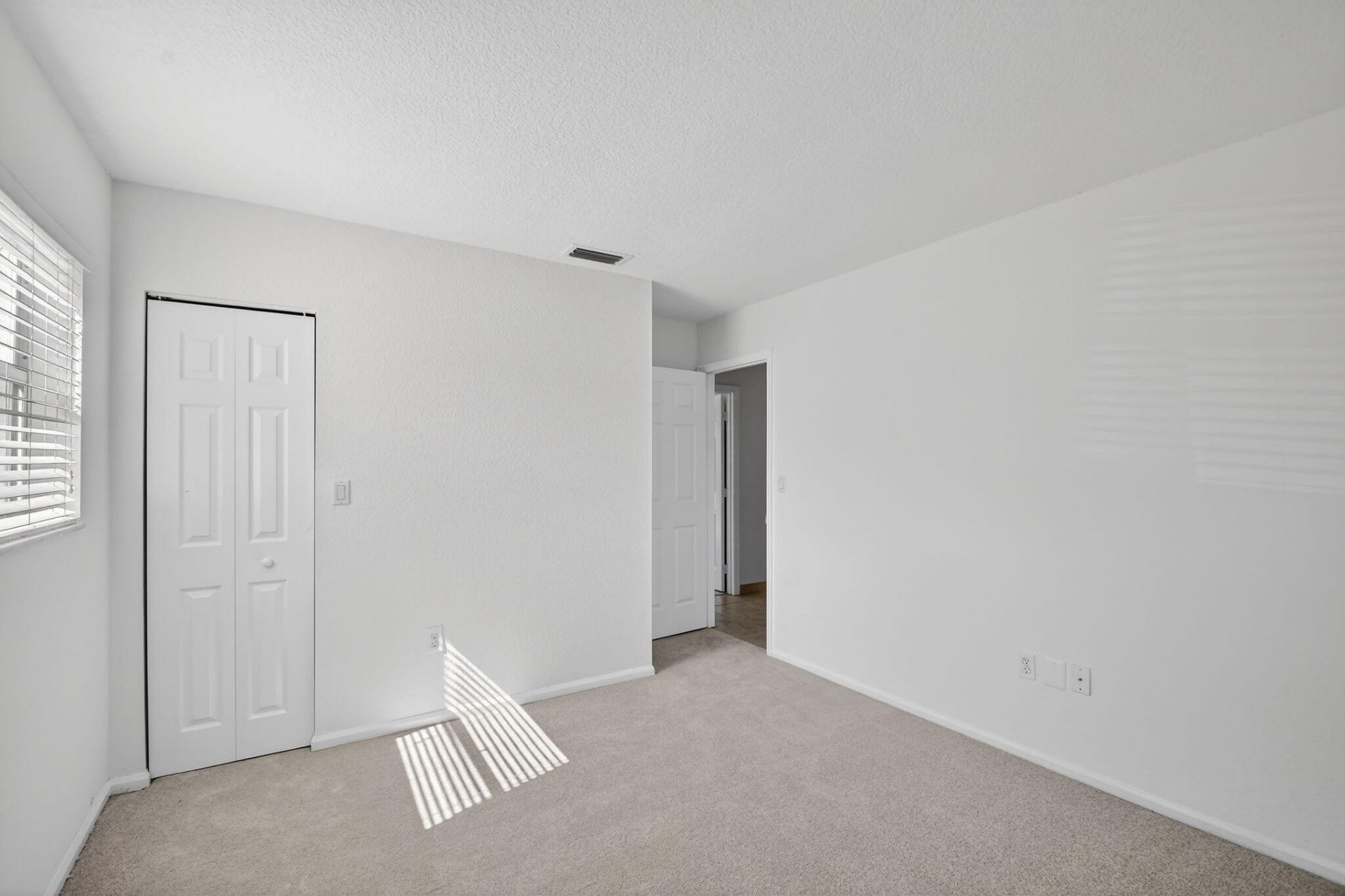 1037 SW 27th Avenue, Boynton Beach, FL 33426 Photo