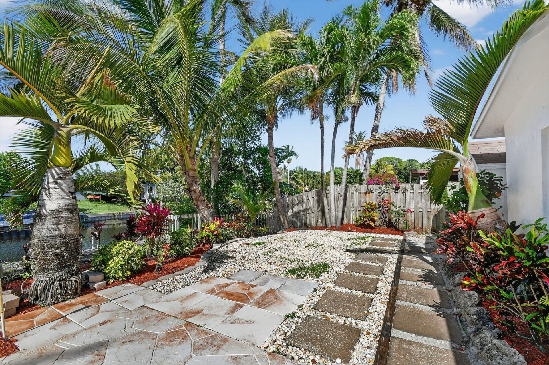 1037 SW 27th Avenue, Boynton Beach, FL 33426 Photo