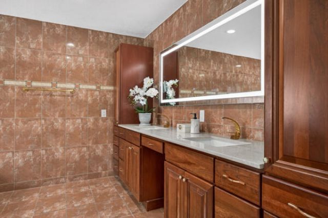 5510 W Castlegate Avenue, Davie, FL 33331 Photo