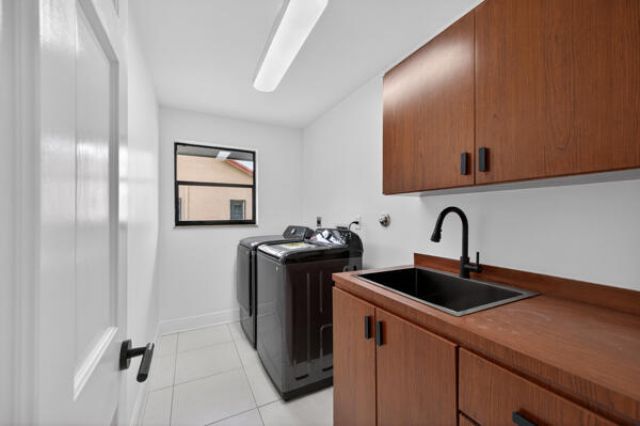 5510 W Castlegate Avenue, Davie, FL 33331 Photo