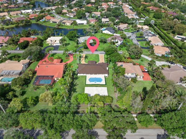 5510 W Castlegate Avenue, Davie, FL 33331 Photo