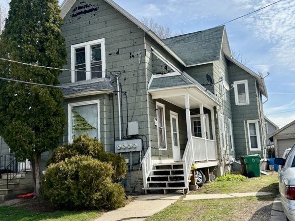 1016 S Main Street , Belvidere, IL 61008